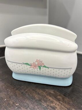 Vintage 1989 House Of Lloyd Floral Ceramic Napkin Holder Pink Iris Design EUC